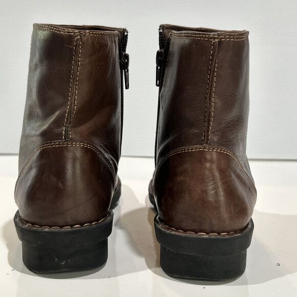 Clarks Bendables Boots Womens 9 Bootie Brown Leather Comfort Slouch Front Zip - Picture 10 of 12
